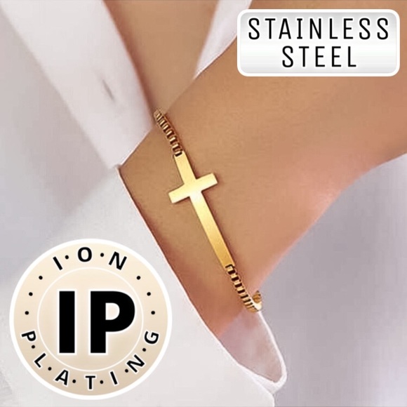 Jewelry - ⚜️[𝟯𝟬%𝗢𝗙𝗙|𝗯𝘂𝗻𝗱𝗹𝗲𝘀 𝟯+]⚜️Gold Cross Stainless Steel Bracelet NEW